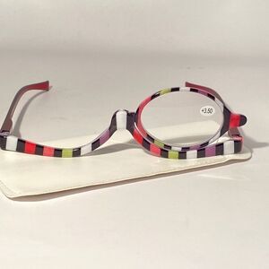 1004 Makeup Cosmetic 3.50 Flip Magnifying Glasses For Precision Application N…